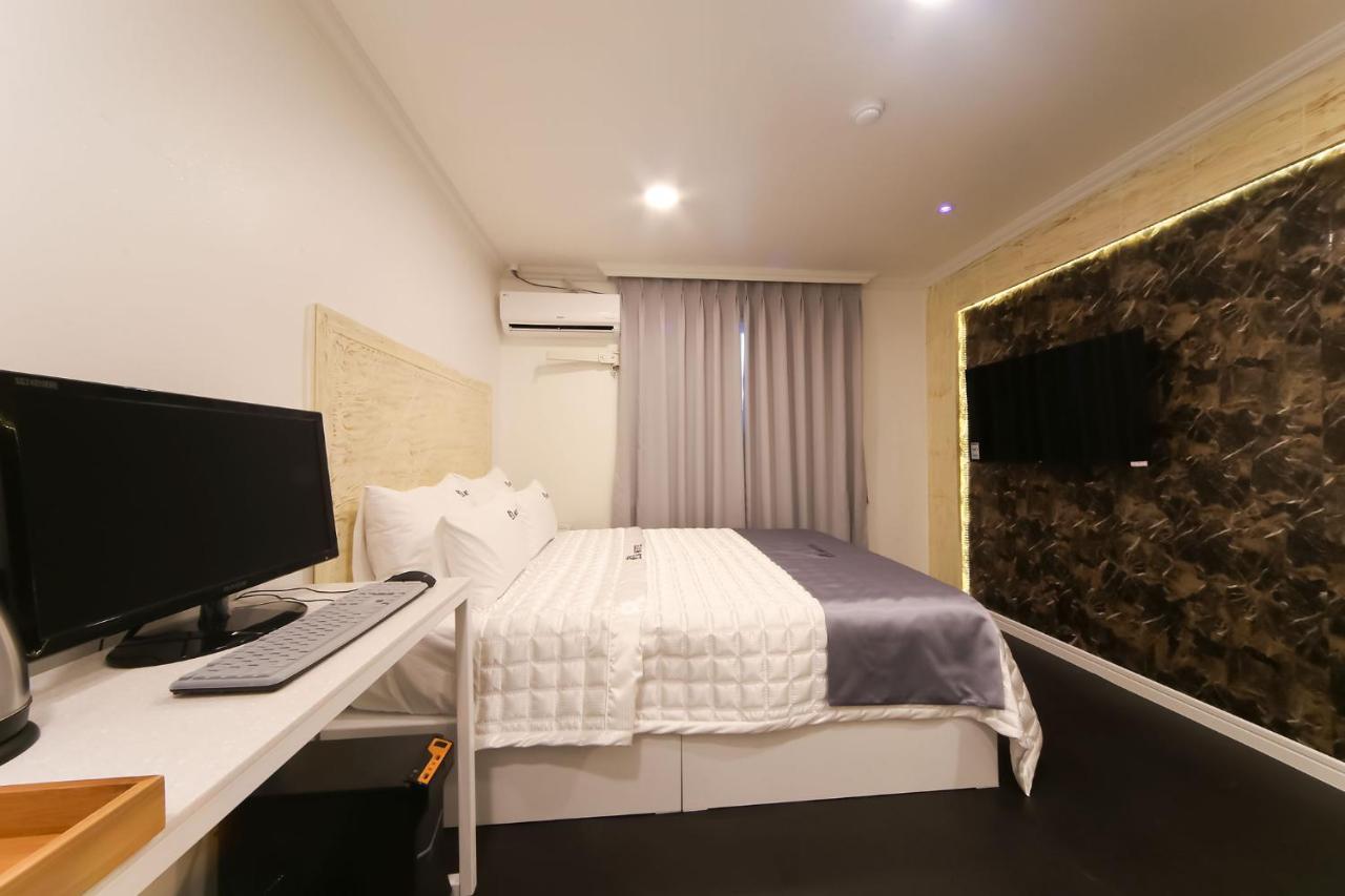 Prince Motel Pusan Zewnętrze zdjęcie
