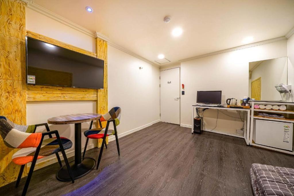 Prince Motel Pusan Zewnętrze zdjęcie